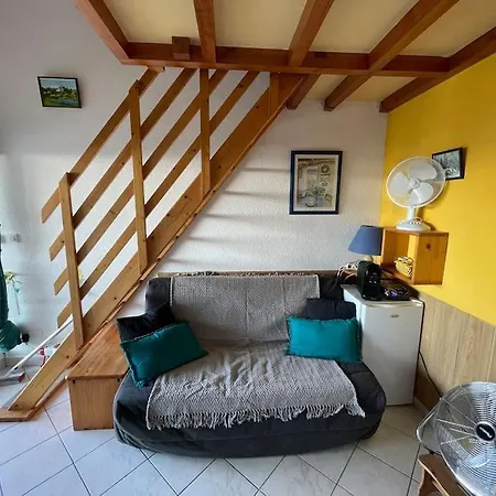 6 Personnes * Saint-Cyprien (Pyrenees-Orientales)